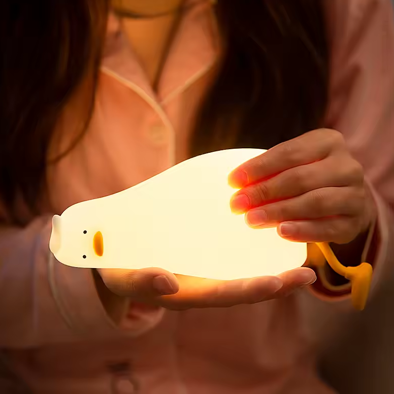 Dusty Duck · Rechargeable & Touch-Activated Nightlight